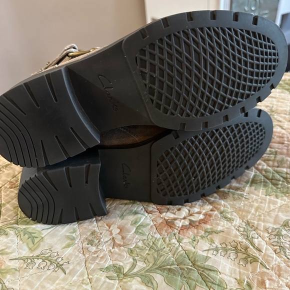 Clarks Orinocco Kick Suede Moto Boot Size 7 - Picture 6 of 7